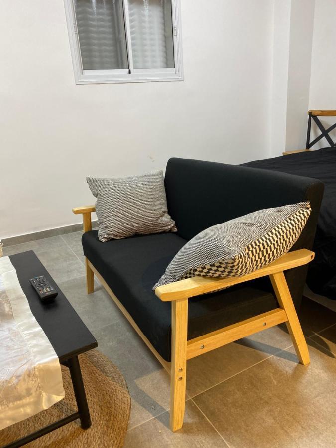 הדירה בדובדבן - The Apartment In Dovdvan ティベリア エクステリア 写真
